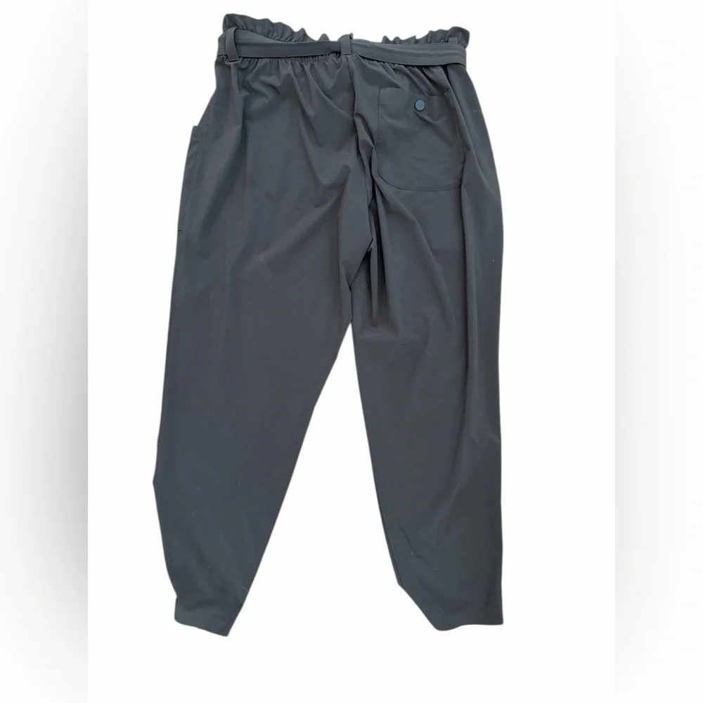 Athleta Skyline Pant Charcoal Gray Size 16 Paper Bag Waist Travel Utility